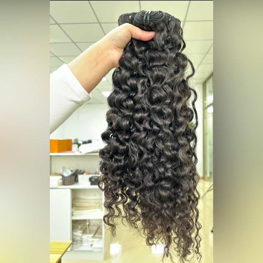22” Inches Burmese Curly Raw Hair - Picture 6 of 6